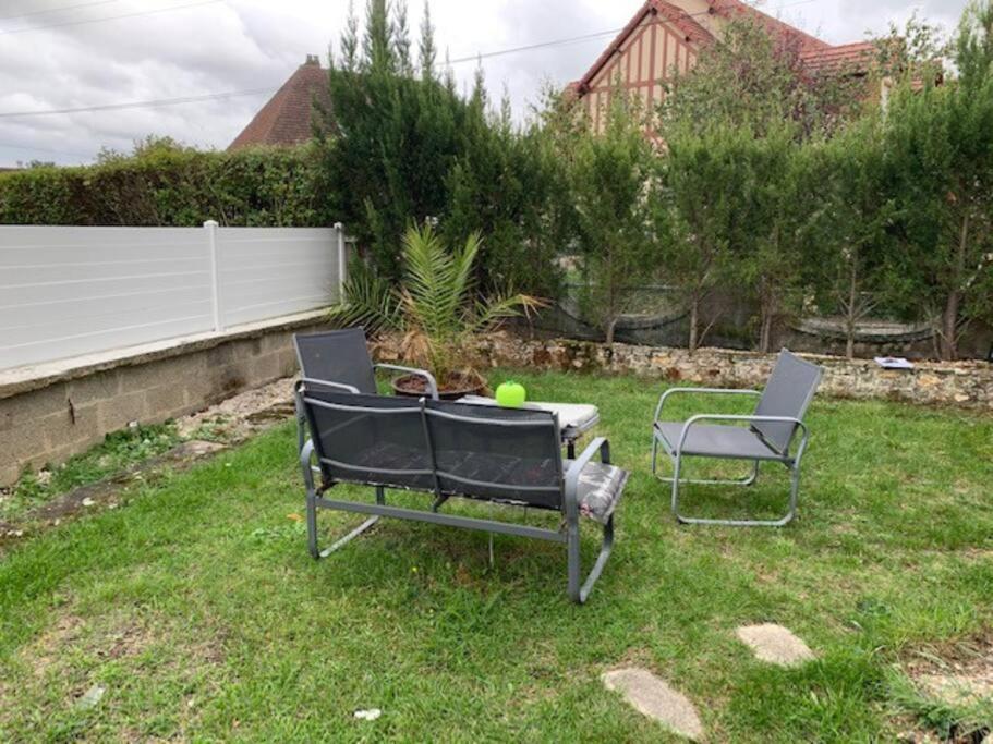 Maisonette Avec Jardin Évreux Esterno foto